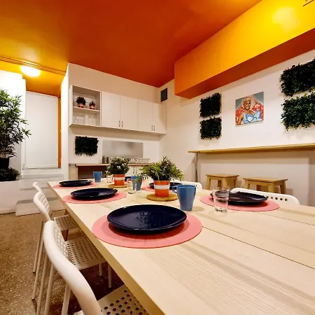 Arc House Gracia Hostal Barcelona