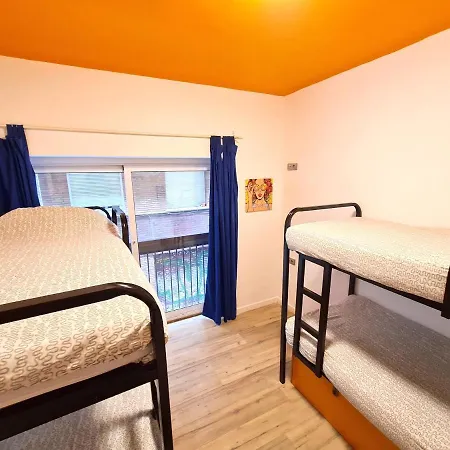 Hostel Arc House Gracia *