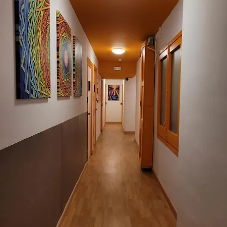 Arc House Gracia Hostel *